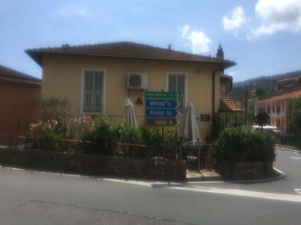Affitta Camere Da Lalla Dolcedo Buitenkant foto