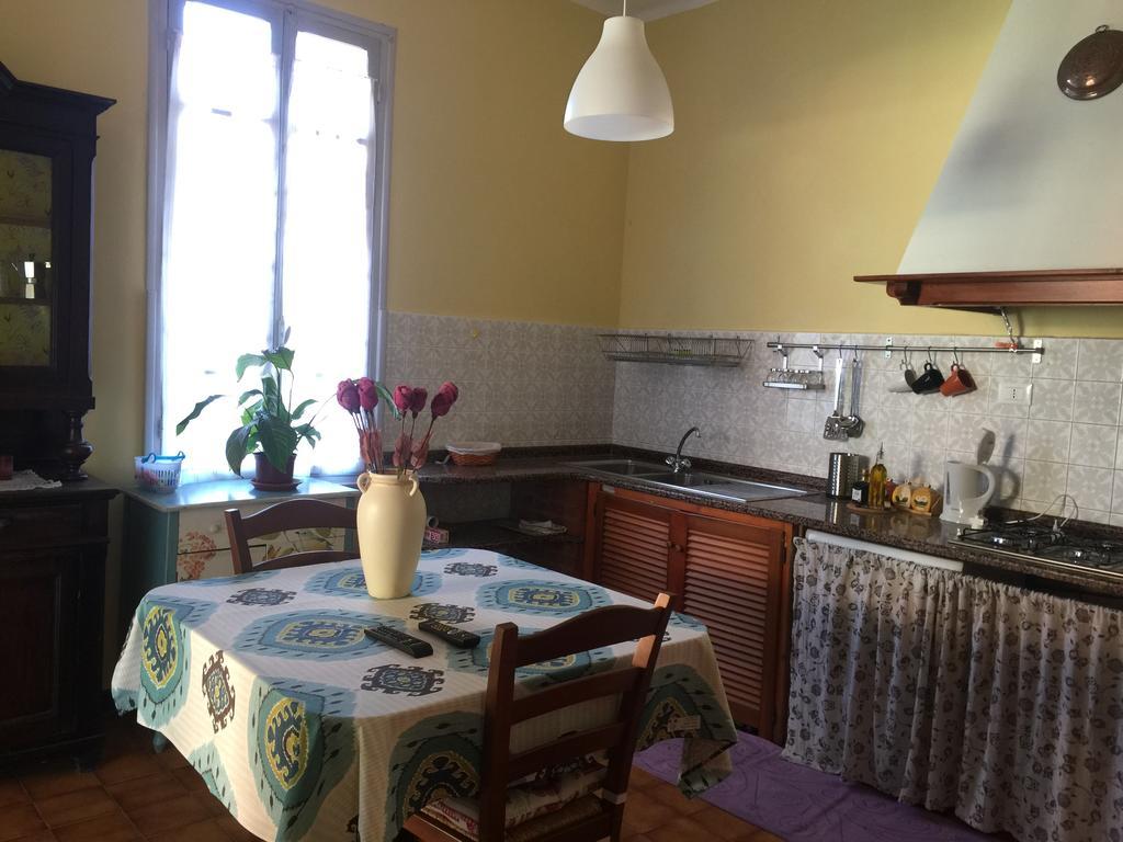 Affitta Camere Da Lalla Dolcedo Buitenkant foto