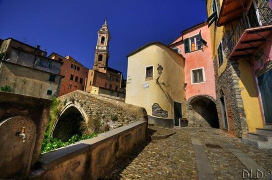 Affitta Camere Da Lalla Dolcedo Buitenkant foto